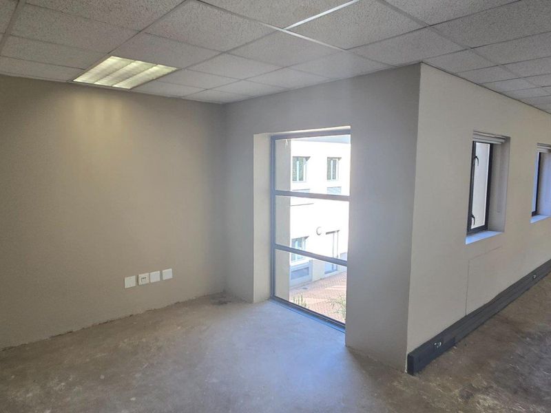 Commercial Rental Monthly In Roodepoort - Photo 8