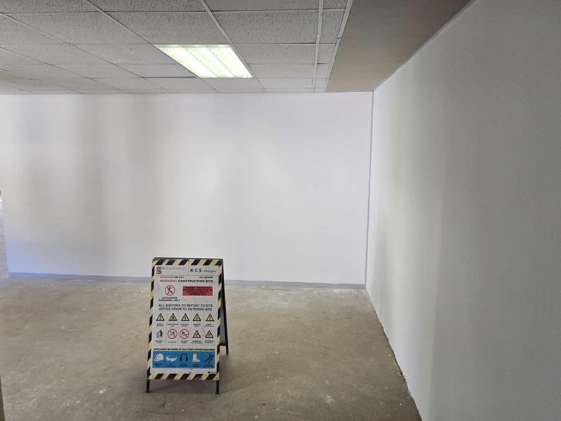 Commercial Rental Monthly In Roodepoort - Photo 2