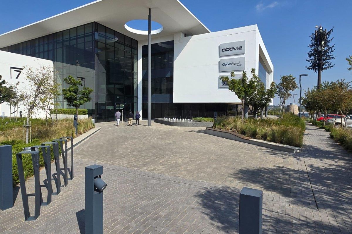 Commercial Rental Monthly In Midrand - Photo 2