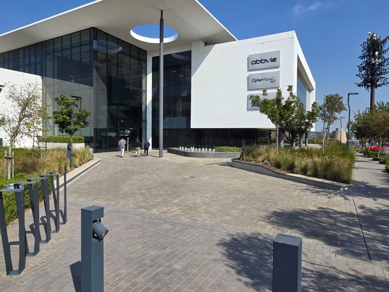 Commercial Rental Monthly In Midrand - Photo 2