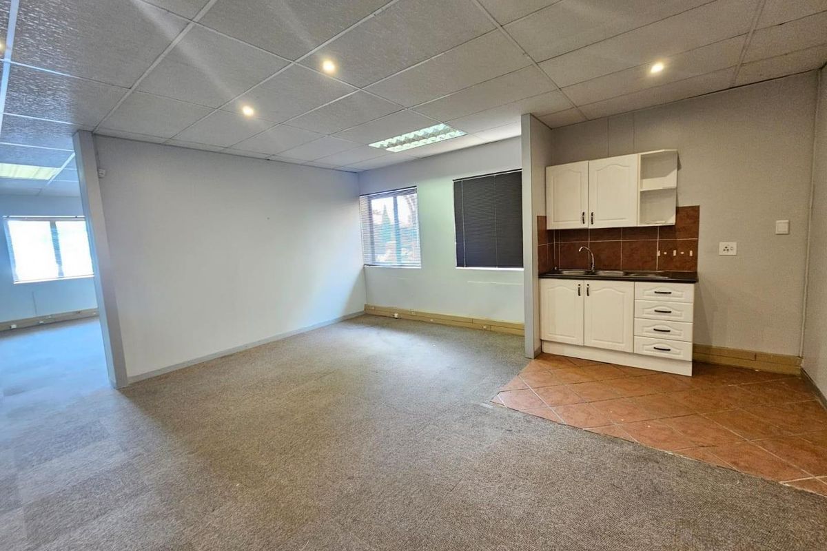 Commercial Rental Monthly In Pretoria - Photo 5
