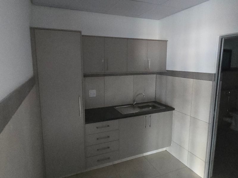 Industrial Rental Monthly In Krugersdorp - Photo 7