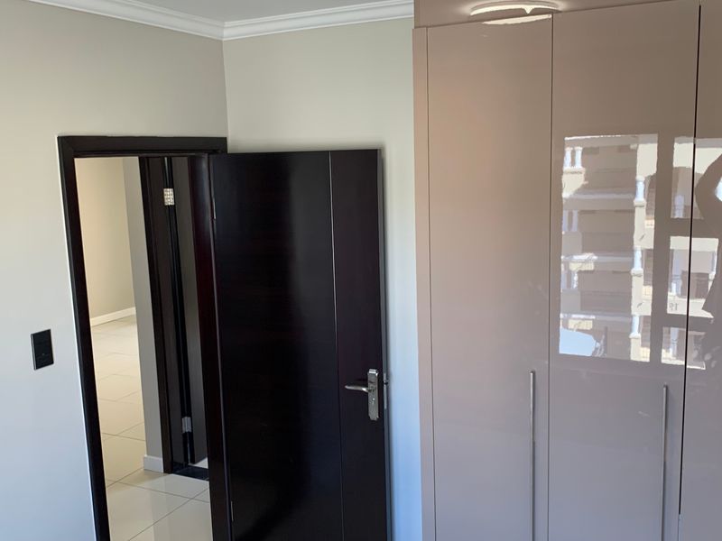 Apartment For Sale In Midrand - Photo 9