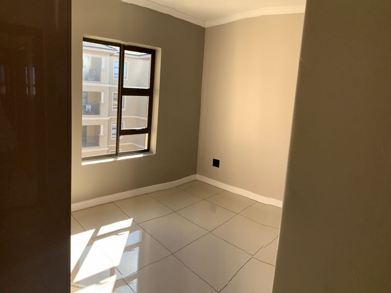 Apartment For Sale In Midrand - Photo 8