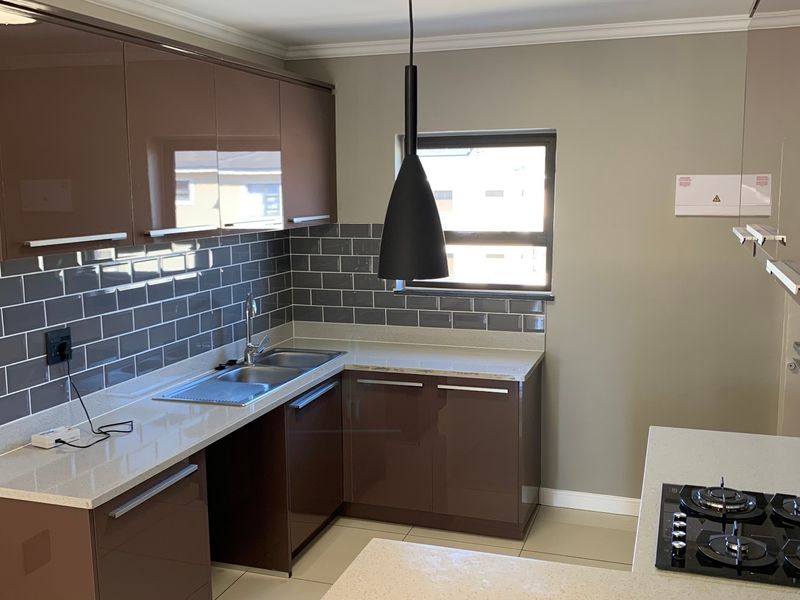 Apartment For Sale In Midrand - Photo 4