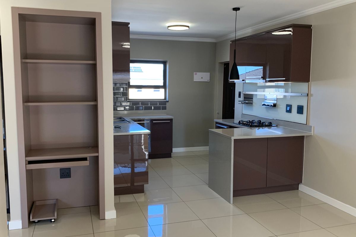 Apartment For Sale In Midrand - Photo 5