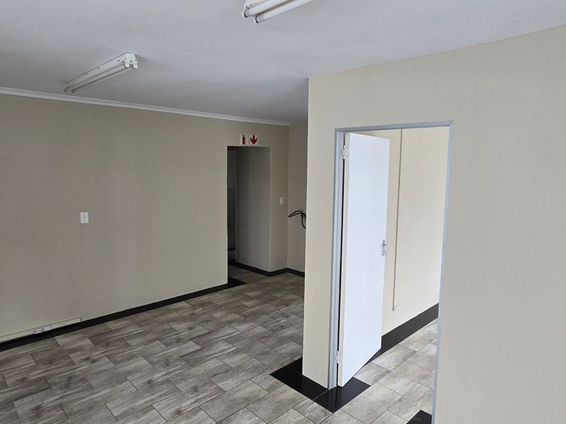 Commercial Rental Monthly In Roodepoort - Photo 10