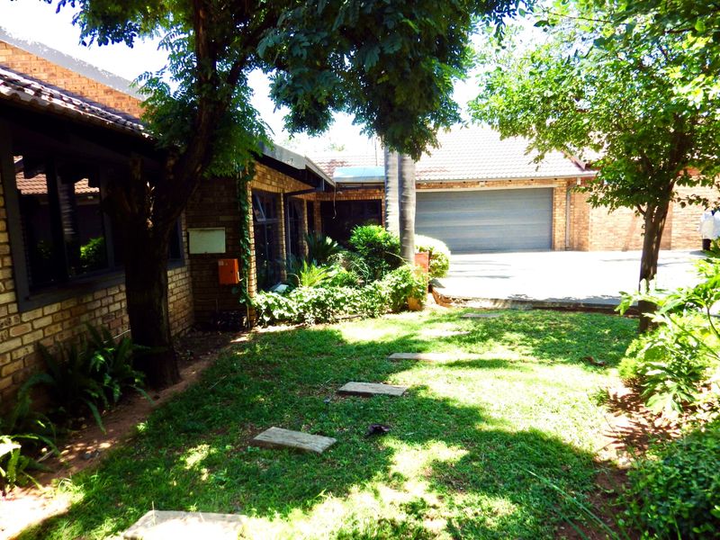 House For Sale In Klerksdorp - Photo 4