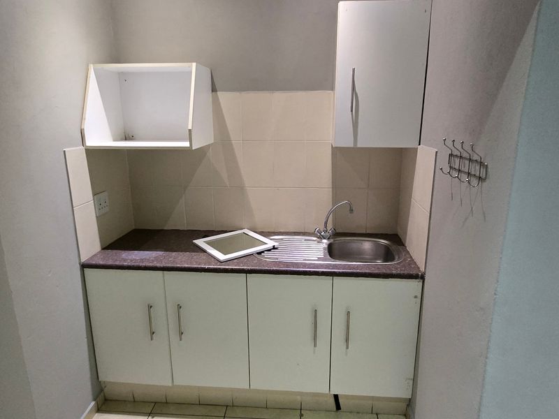 Commercial Rental Monthly In Roodepoort - Photo 9
