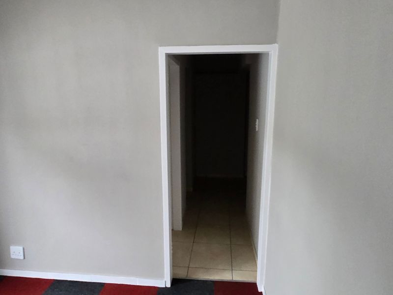 Commercial Rental Monthly In Roodepoort - Photo 7