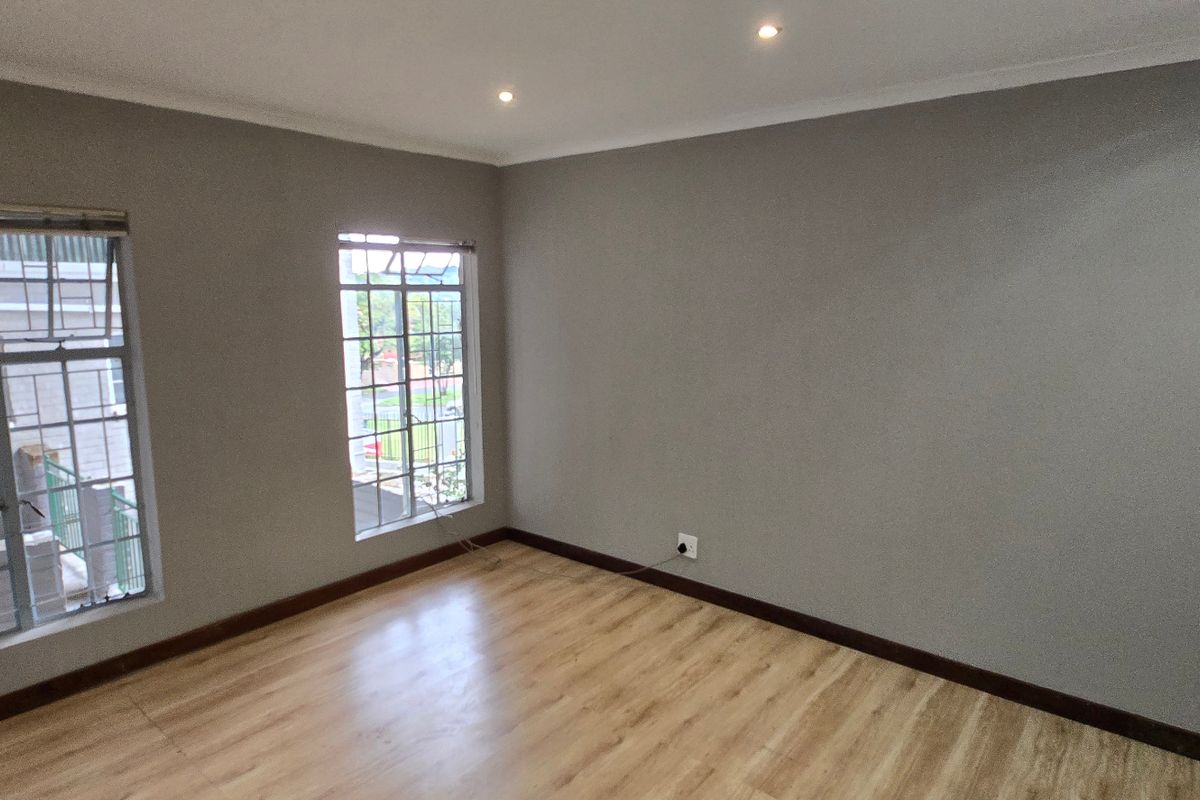 Commercial Rental Monthly In Roodepoort - Photo 3
