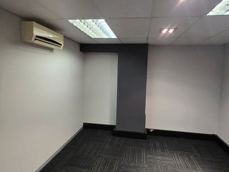 Commercial Rental Monthly In Randburg - Photo 7