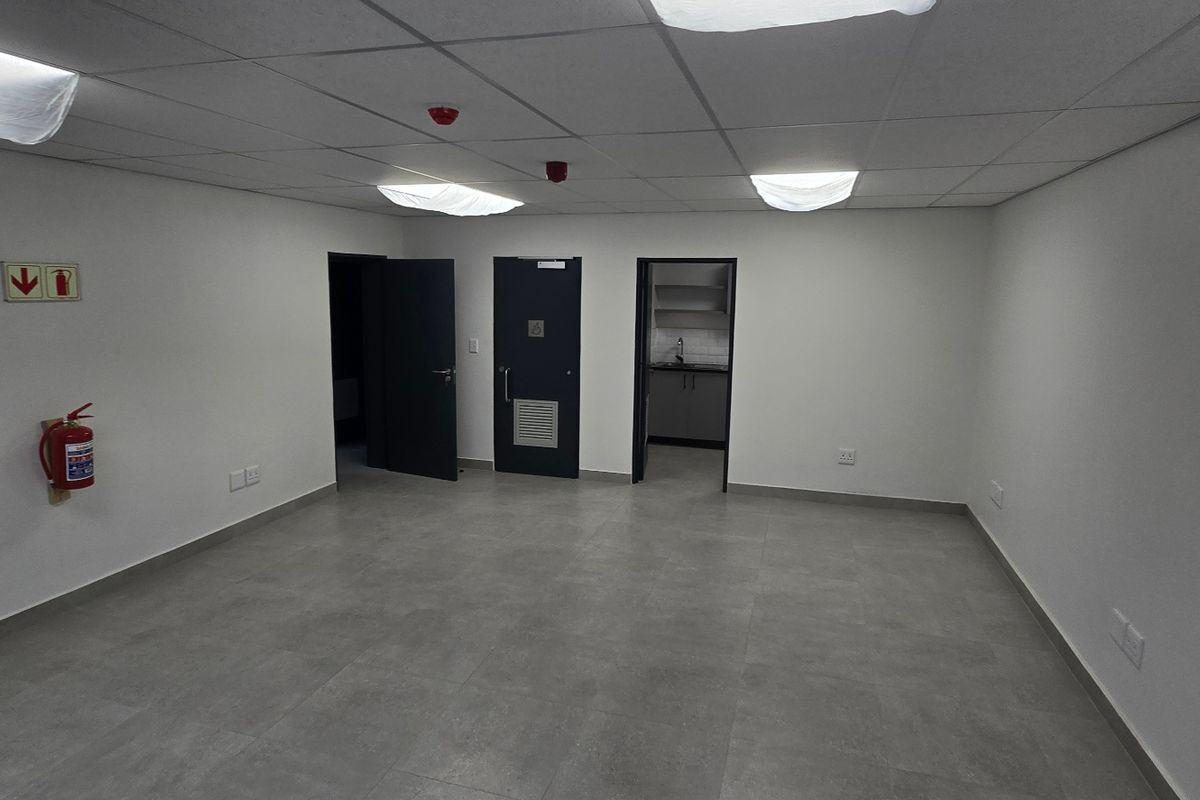 Industrial Rental Monthly In Centurion - Photo 3