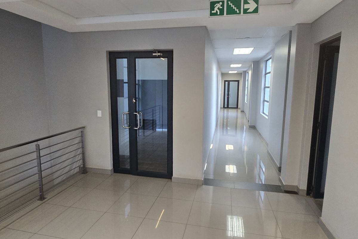 Commercial Rental Monthly In Midrand - Photo 3