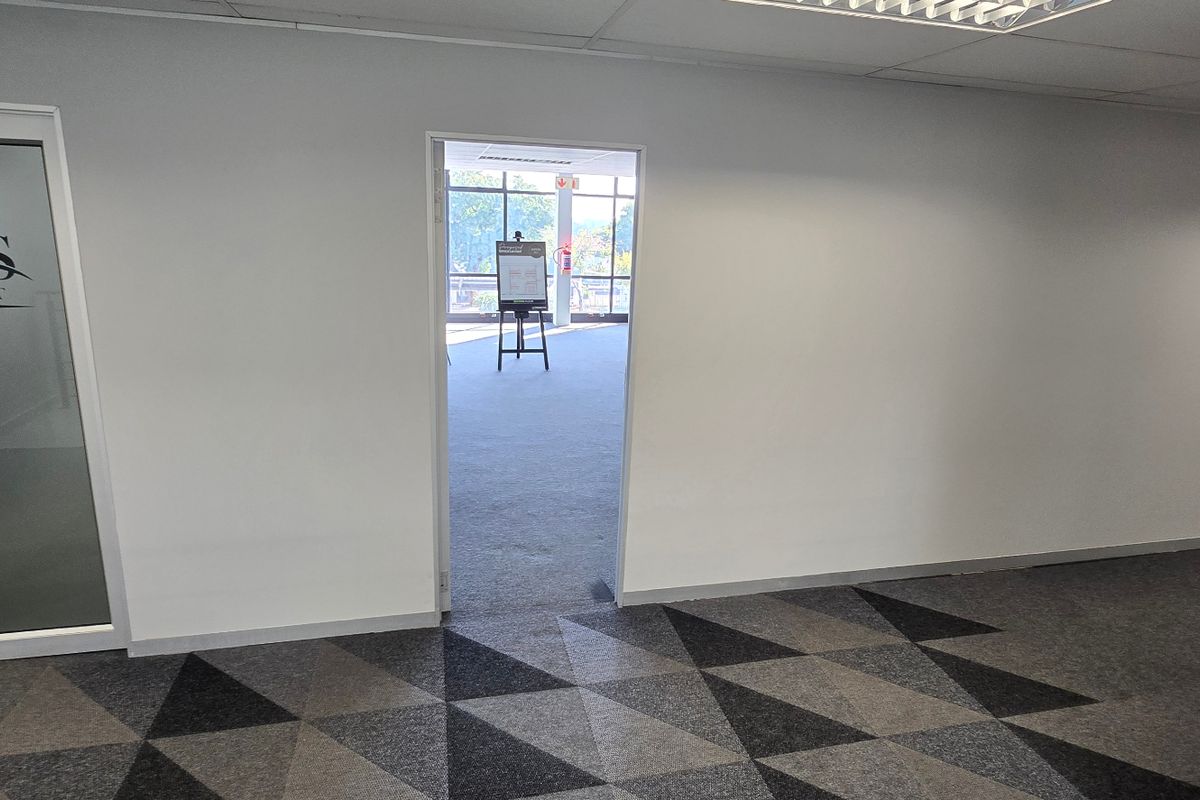 Commercial Rental Monthly In Randburg - Photo 3