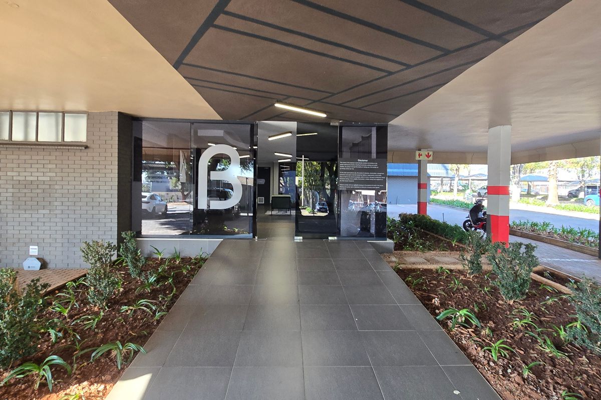 Commercial Rental Monthly In Randburg - Photo 2