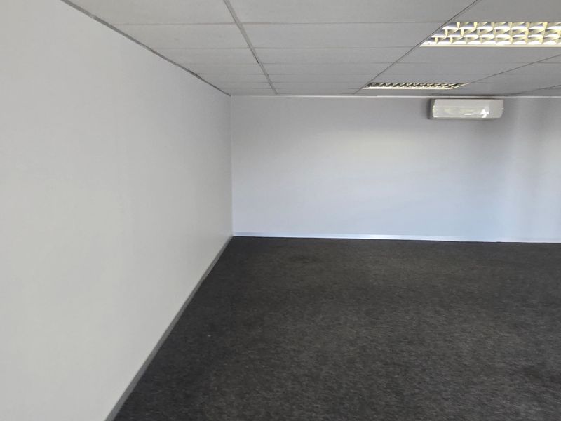 Commercial Rental Monthly In Randburg - Photo 10