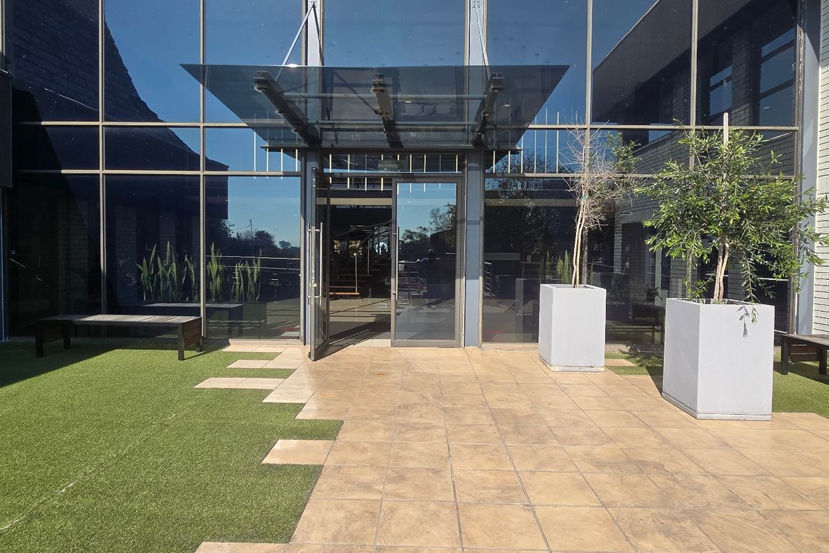 Commercial Rental Monthly In Sandton - Photo 4