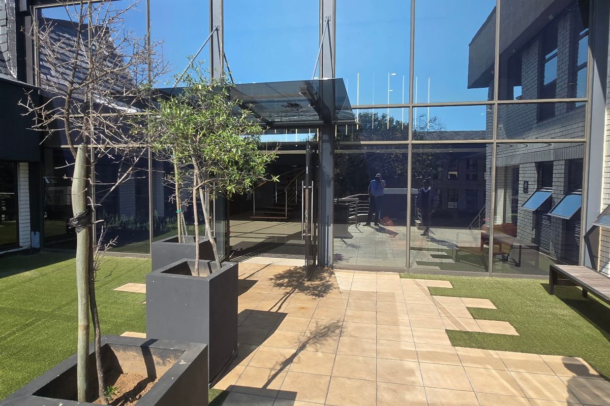 Commercial Rental Monthly In Sandton - Photo 4