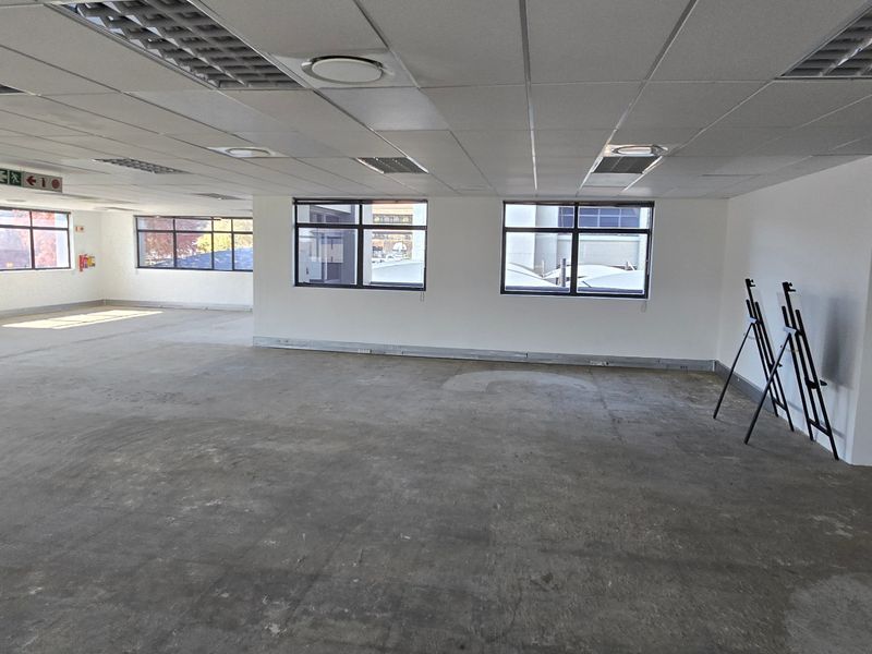 Commercial Rental Monthly In Sandton - Photo 9