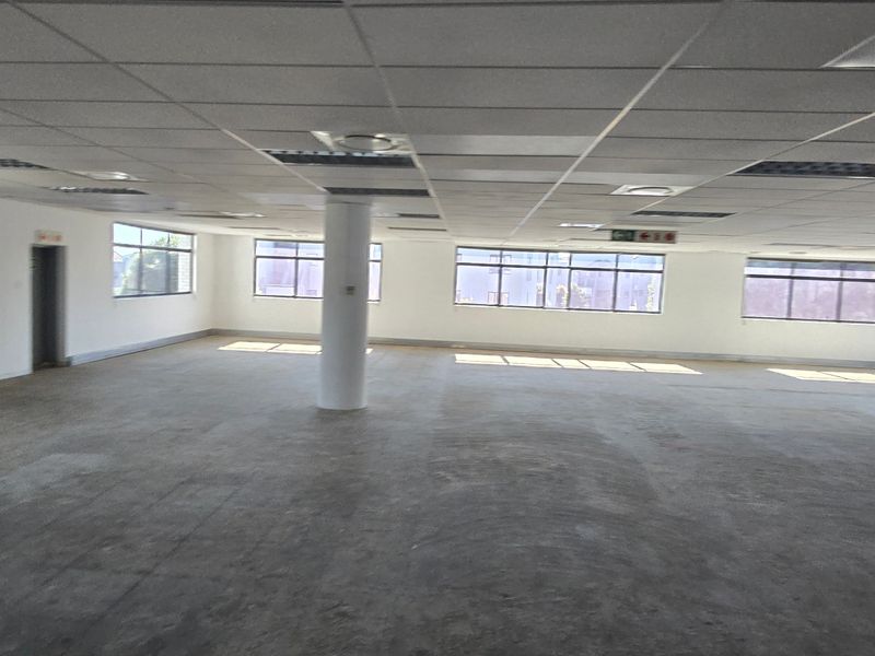 Commercial Rental Monthly In Sandton - Photo 5