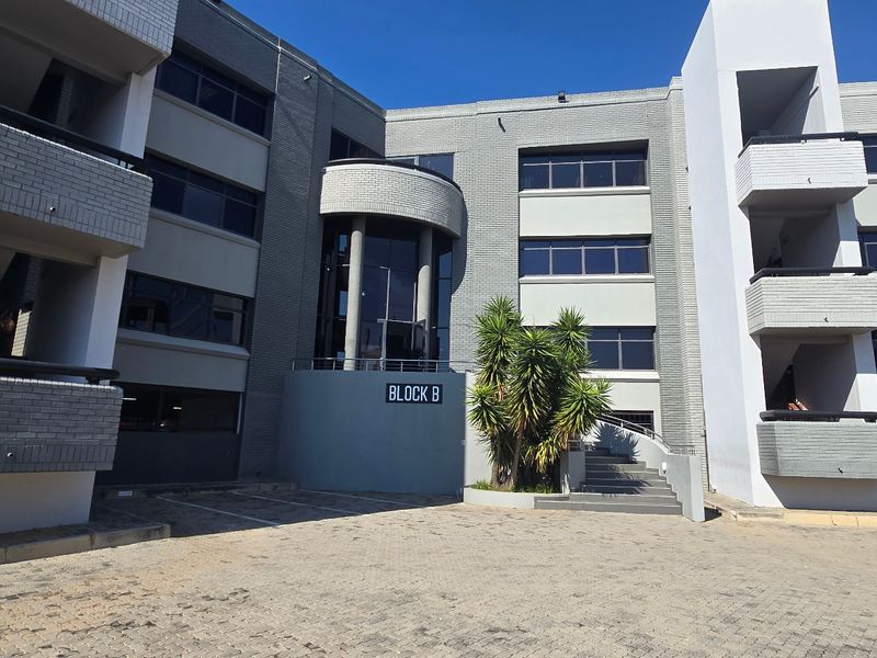 Commercial Rental Monthly In Sandton - Photo 1