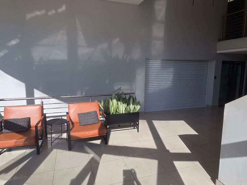 Commercial Rental Monthly In Sandton - Photo 5