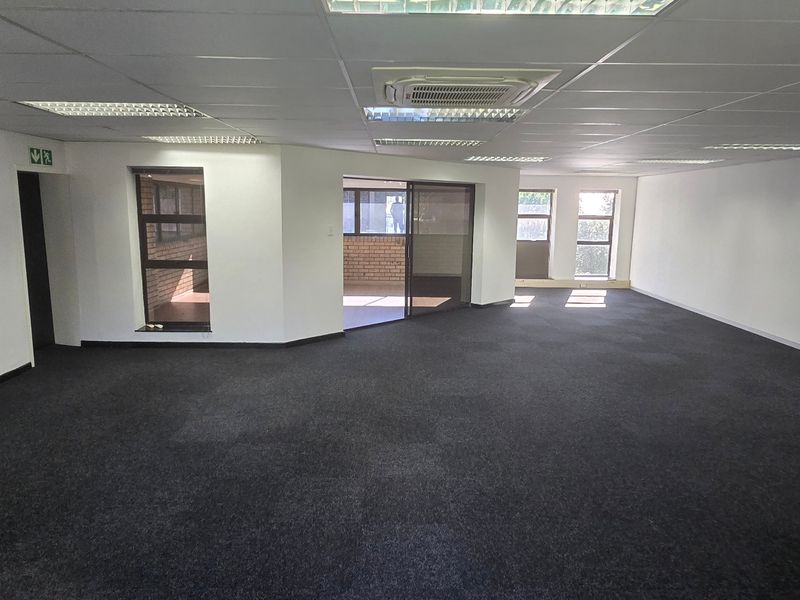 Commercial Rental Monthly In Sandton - Photo 7