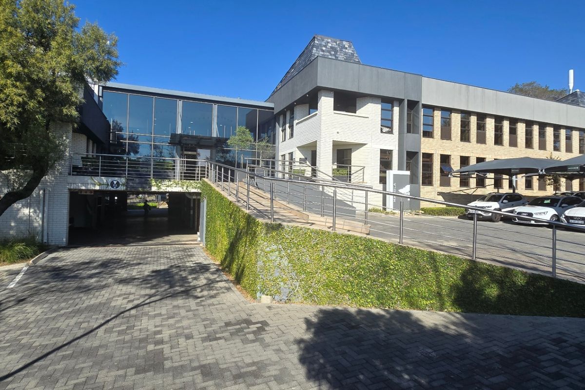 Commercial Rental Monthly In Sandton - Photo 2