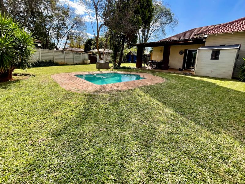 House For Sale In Klerksdorp - Photo 2