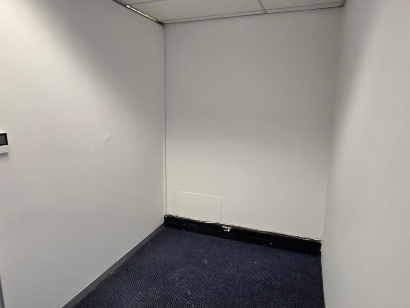 Commercial Rental Monthly In Sandton - Photo 9