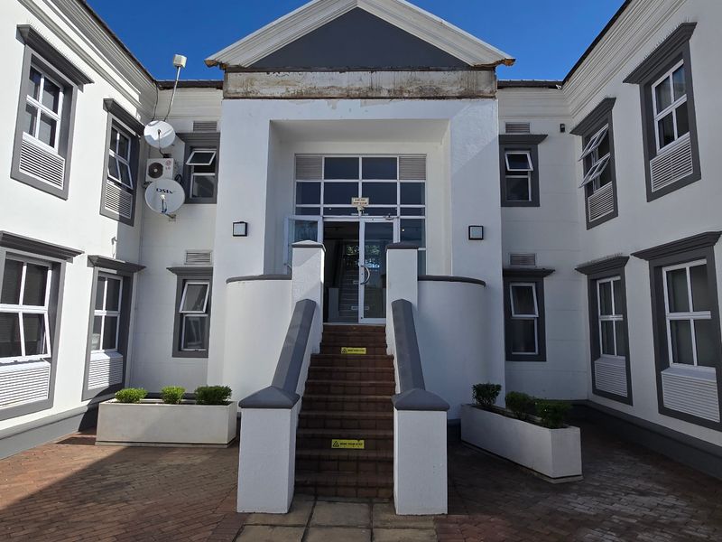 Commercial Rental Monthly In Sandton - Photo 2