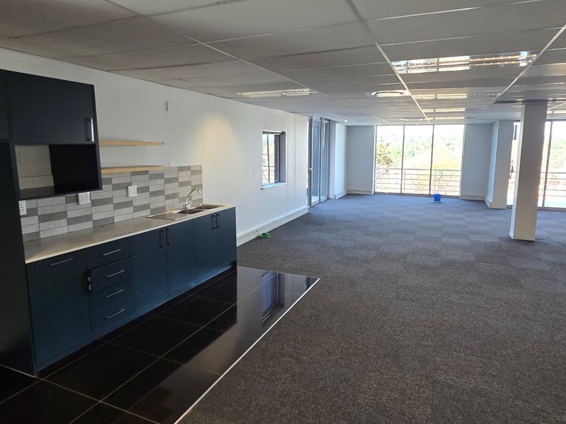 Commercial Rental Monthly In Sandton - Photo 10
