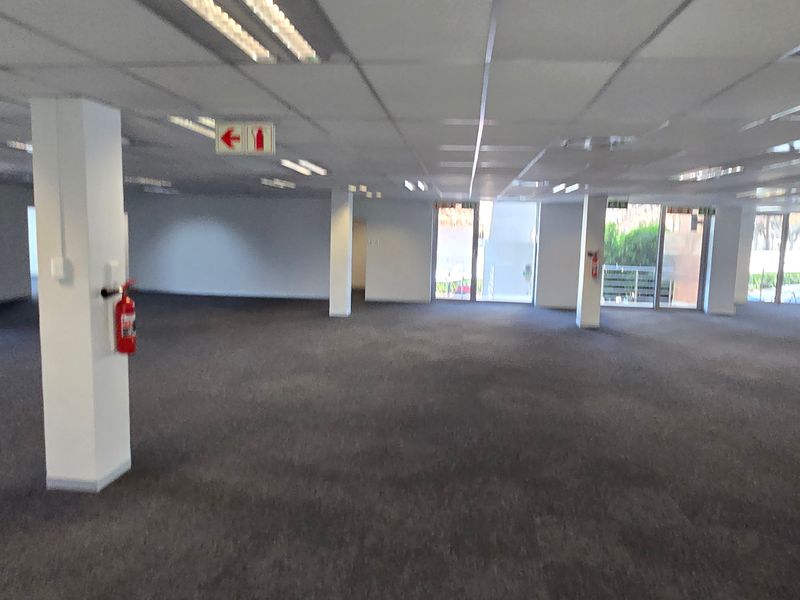 Commercial Rental Monthly In Sandton - Photo 5
