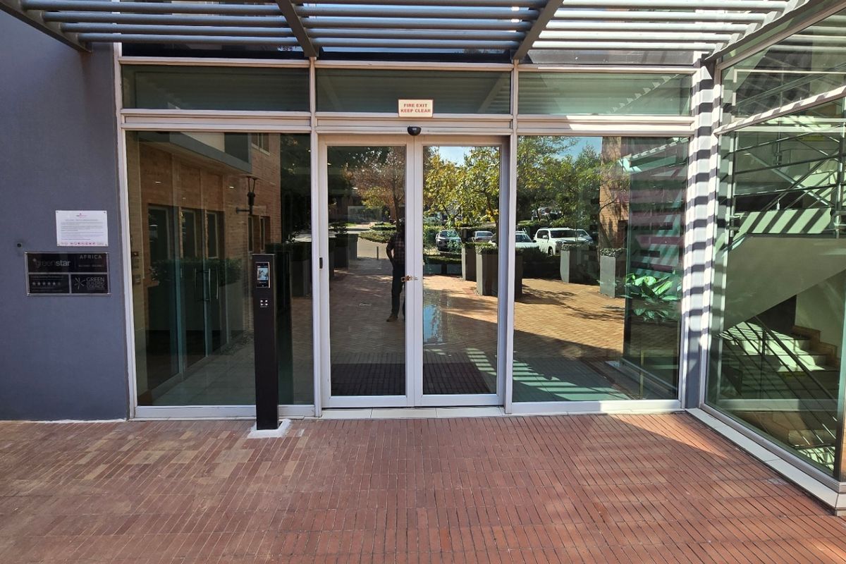 Commercial Rental Monthly In Sandton - Photo 2