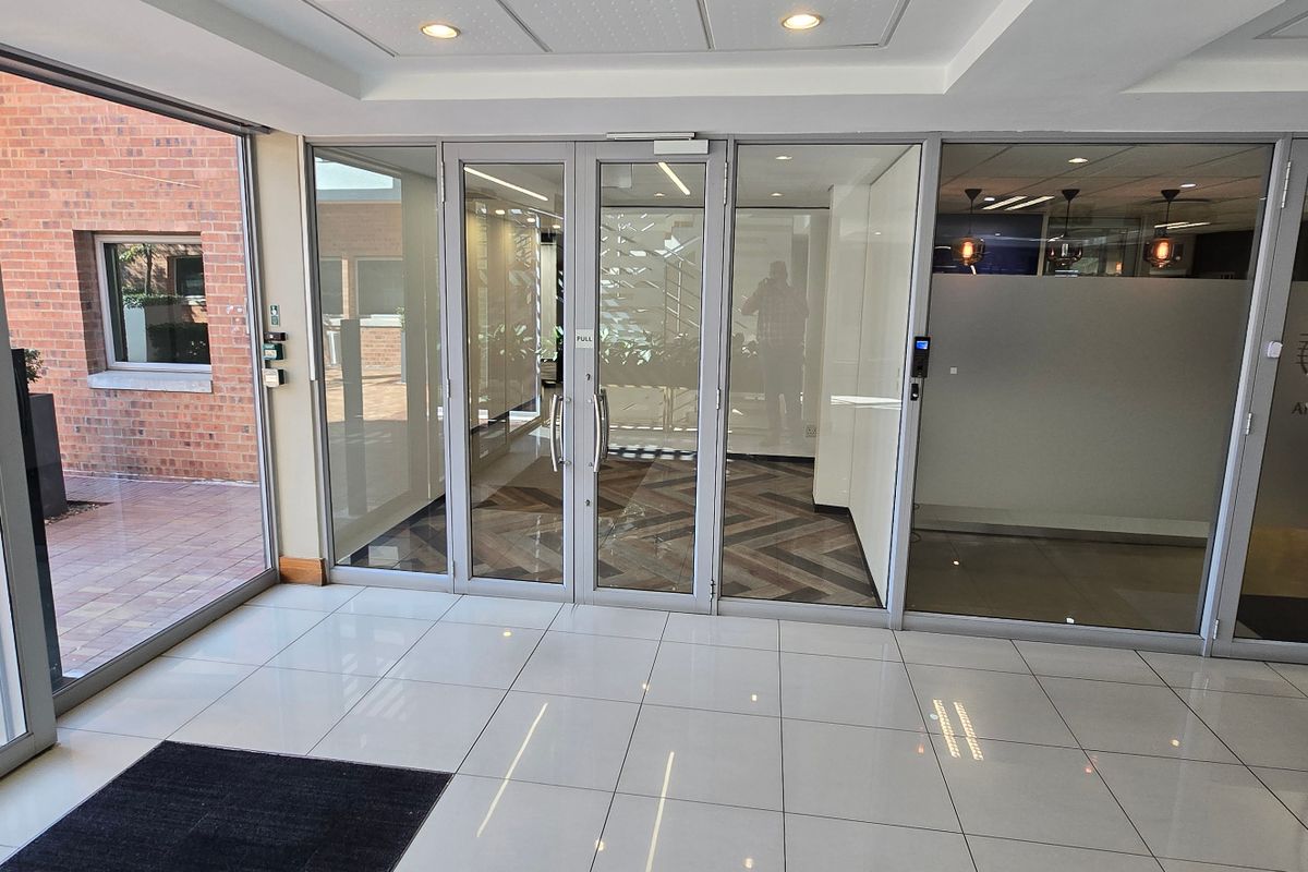 Commercial Rental Monthly In Sandton - Photo 2