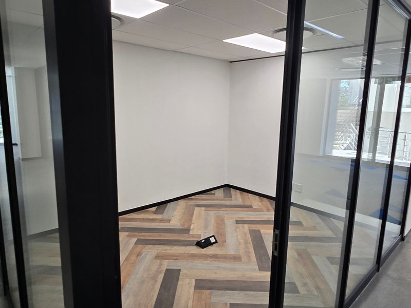 Commercial Rental Monthly In Sandton - Photo 7