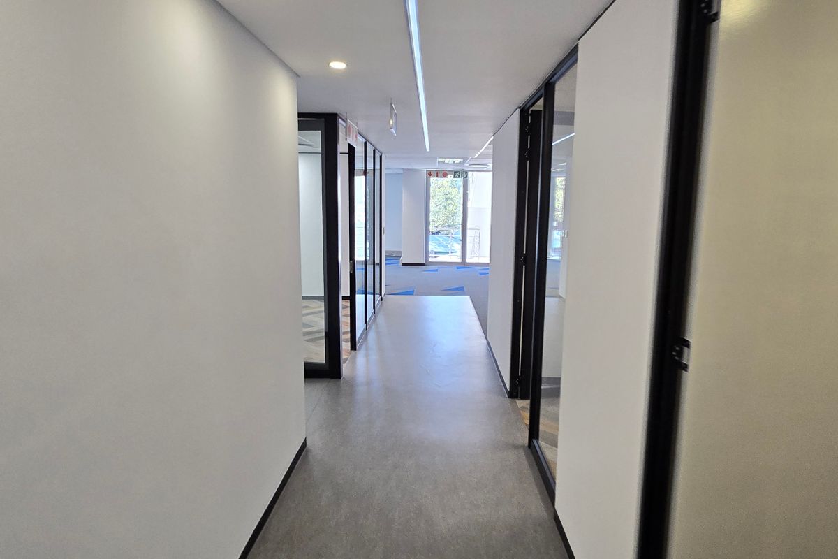 Commercial Rental Monthly In Sandton - Photo 4
