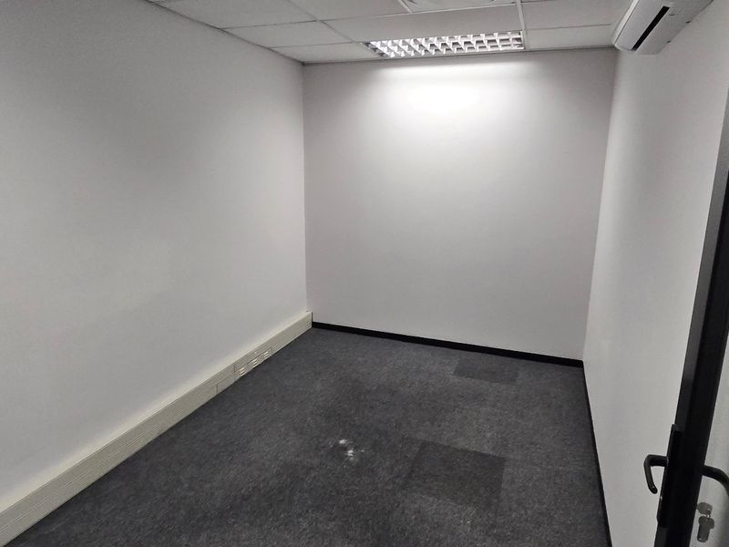 Commercial Rental Monthly In Sandton - Photo 6