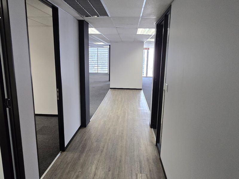 Commercial Rental Monthly In Sandton - Photo 5