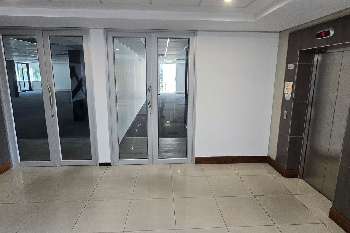 Commercial Rental Monthly In Sandton - Photo 3