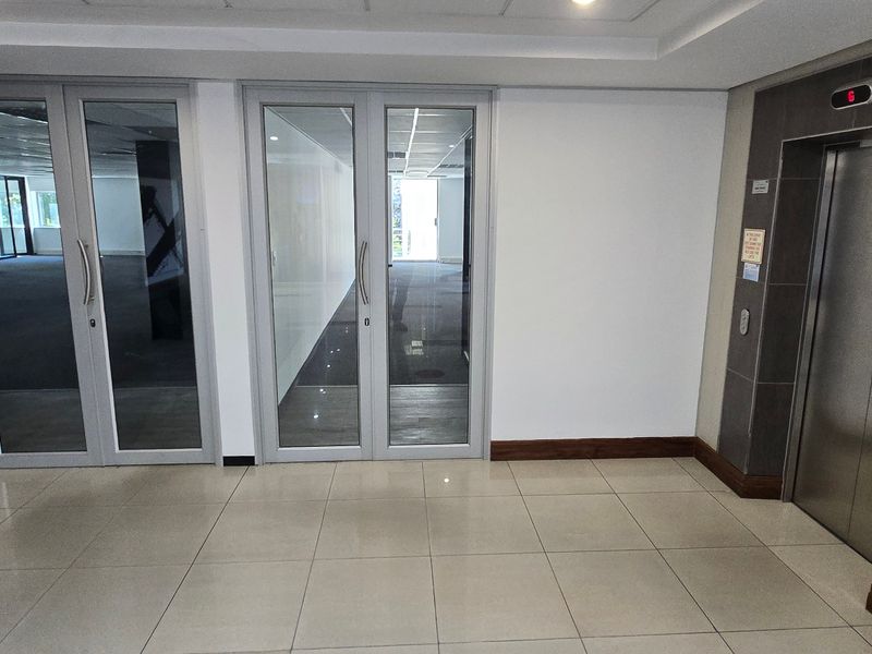 Commercial Rental Monthly In Sandton - Photo 3
