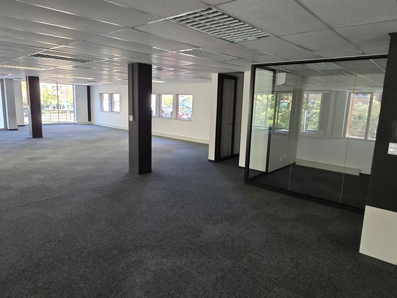 Commercial Rental Monthly In Sandton - Photo 10