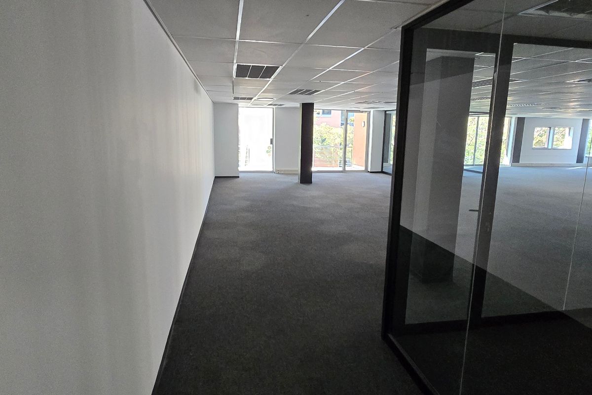 Commercial Rental Monthly In Sandton - Photo 4
