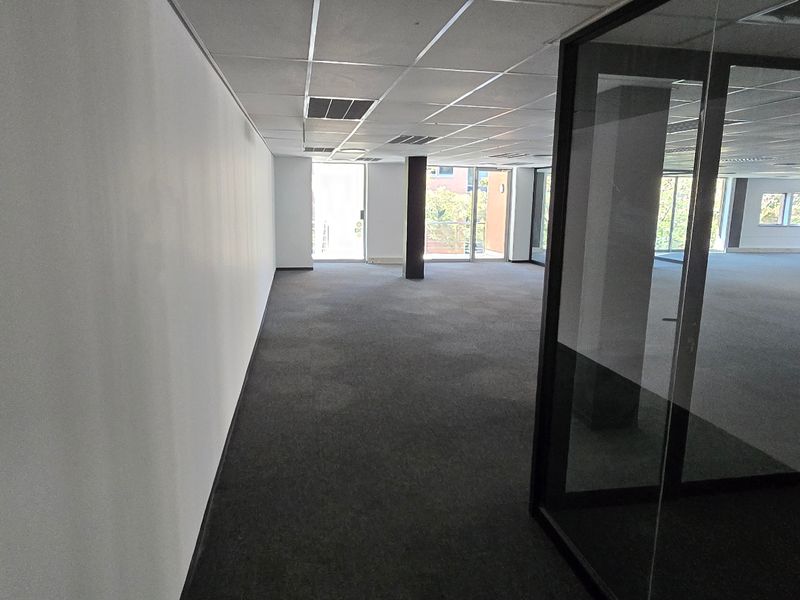 Commercial Rental Monthly In Sandton - Photo 4