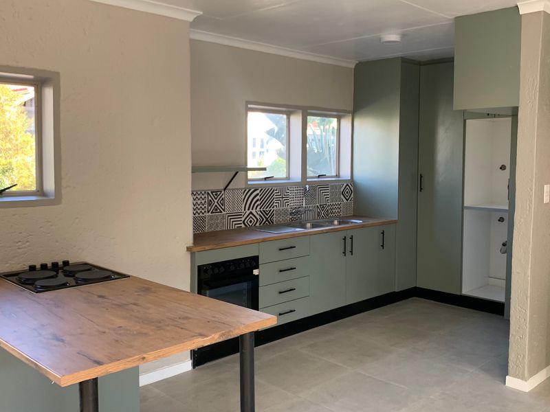 Apartment For Sale In Sandton - Photo 2