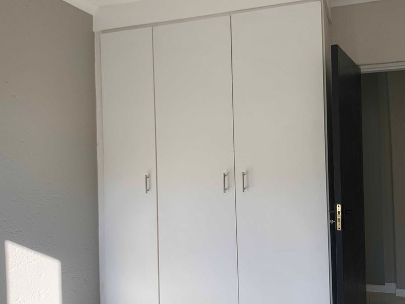 Apartment For Sale In Sandton - Photo 9