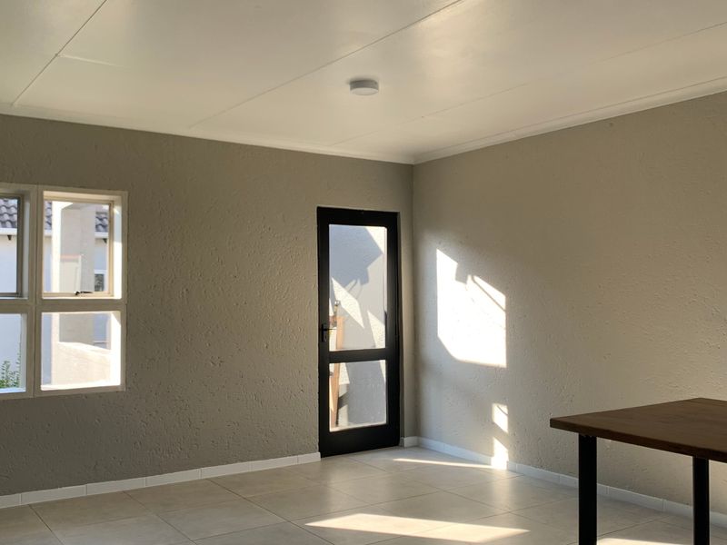 Apartment For Sale In Sandton - Photo 6