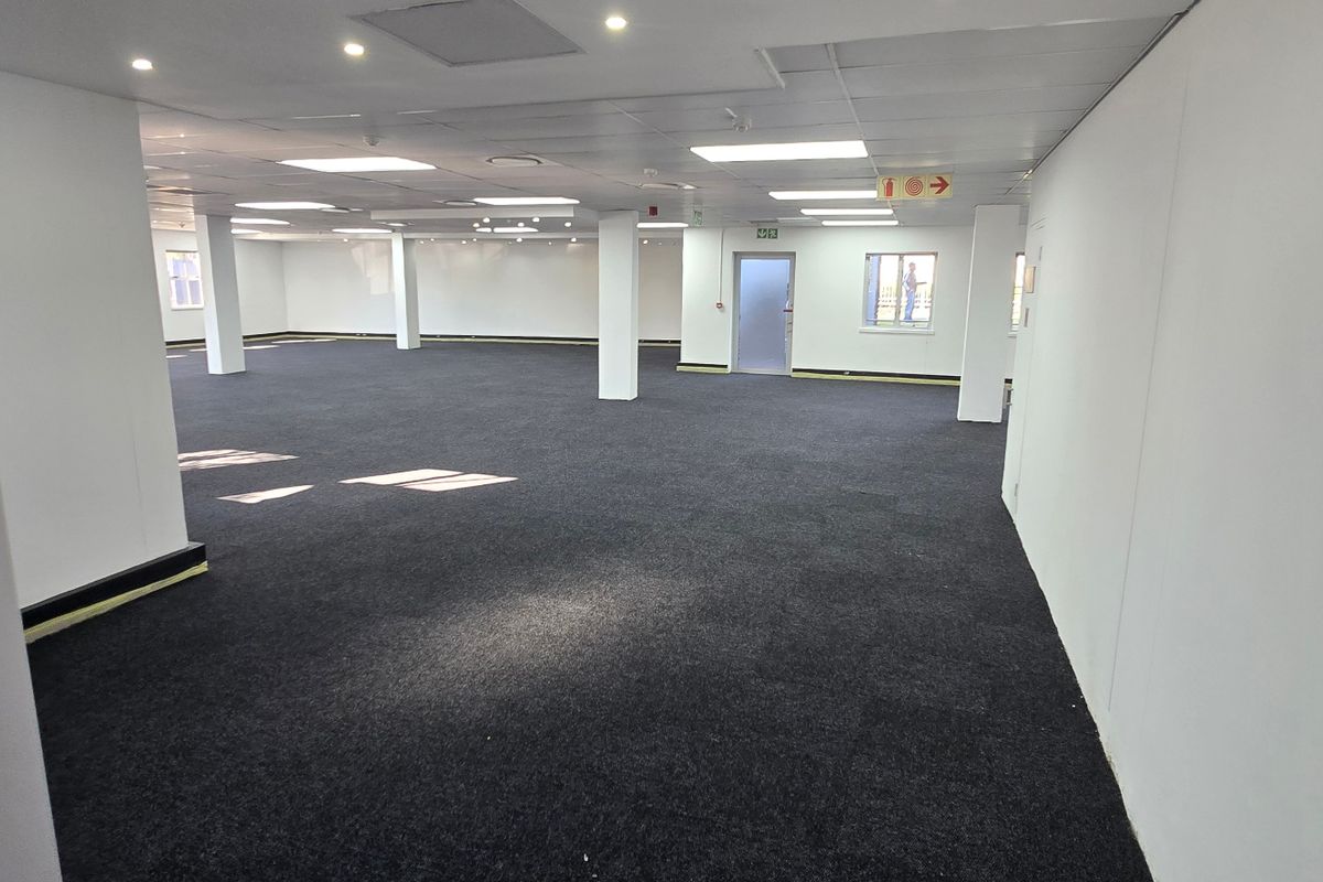 Commercial Rental Monthly In Sandton - Photo 4