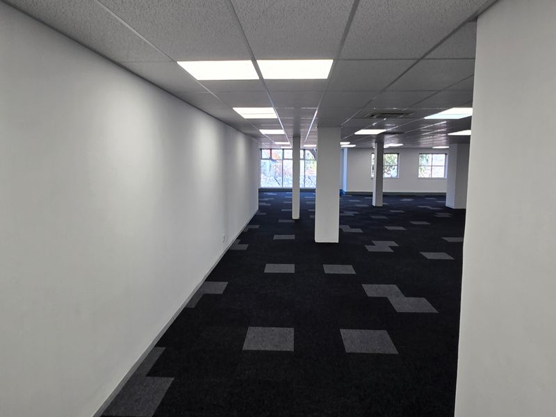 Commercial Rental Monthly In Sandton - Photo 5